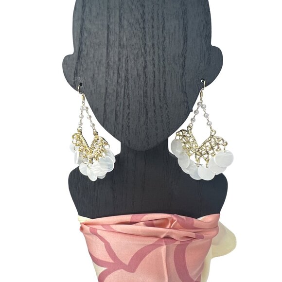 2/$24 Gold & Pearl Drop Earrings With Shell Disc Accents Lightweight - Picture 9 of 10